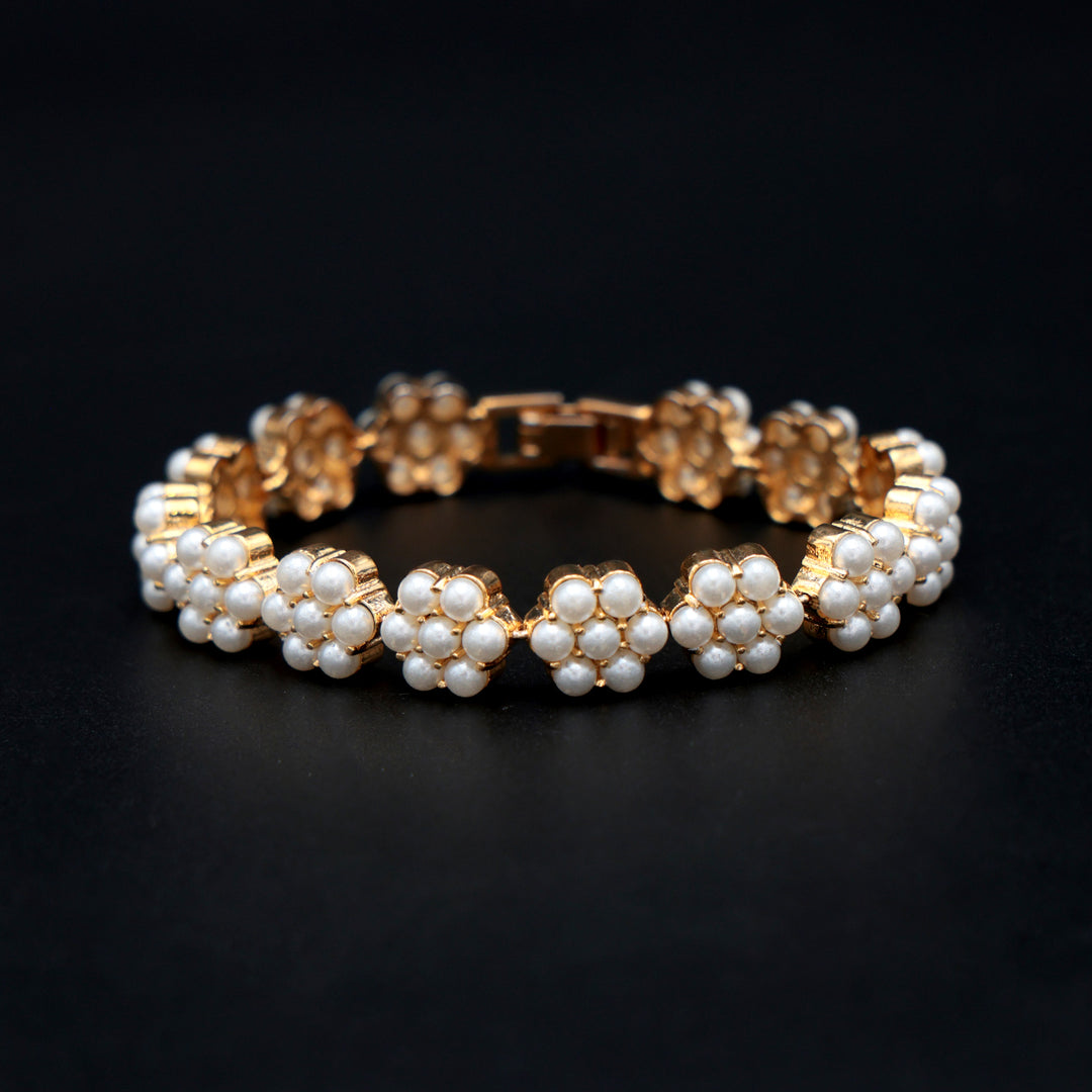 Floral Cluster Pearl Bracelet