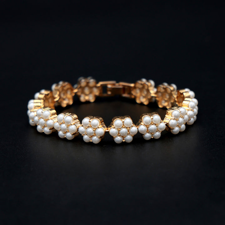 Floral Cluster Pearl Bracelet