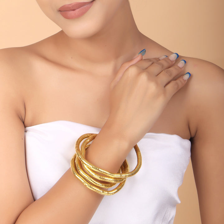 Verve Flexible Gold Coil Necklace–Bracelet