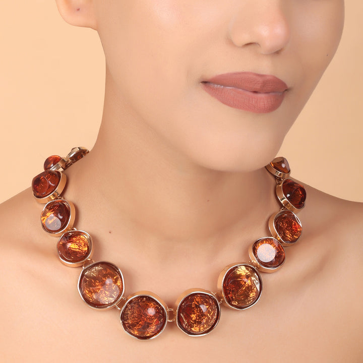Amber Glow Textured Resin Statement Necklace – Modern Luxe by OLIARI