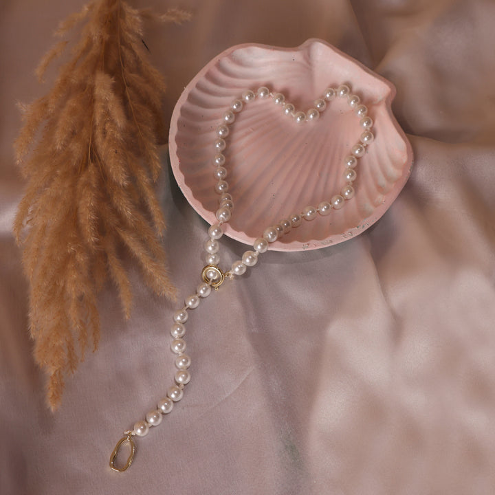 Luxe Pearl Link Drop Necklace – Modern Western Elegance by OLIARI