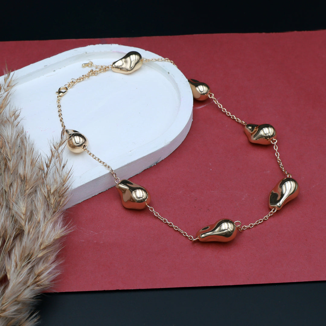 Eclat Fluid Gold Droplet Necklace