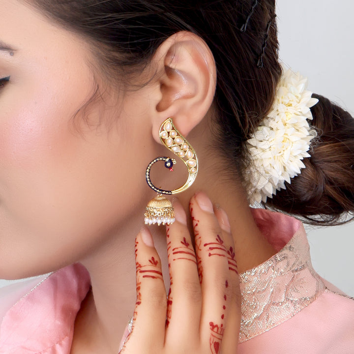 Contemporary Pearl & Enamel Curve Jhumka