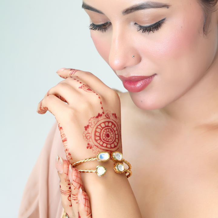 Classic Kundan Open Kada in Twisted Gold Design