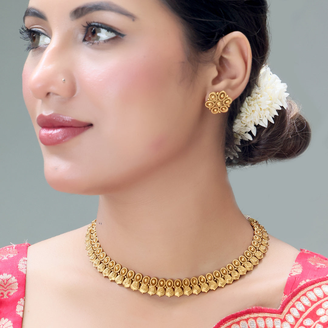 Classic Temple-Inspired Gold Choker Set