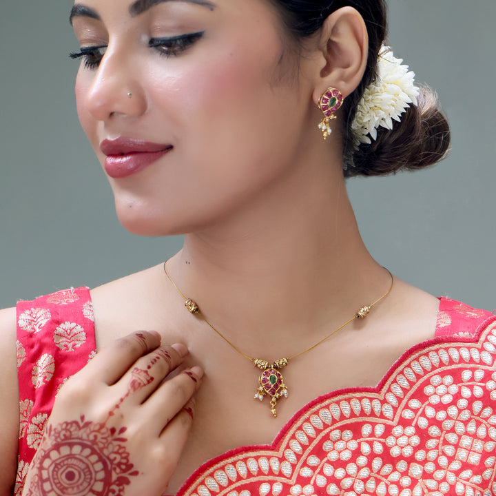 Elegant Invisible Beaded Necklace Set