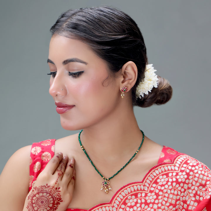 Green Beaded Mini Pendant Necklace Set