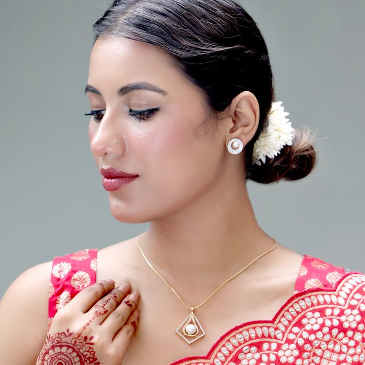 Classic Pearl Geometric Pendant Set