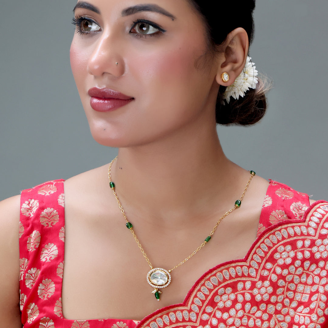 Elegant Green Bead Kundan Pendant Necklace Set