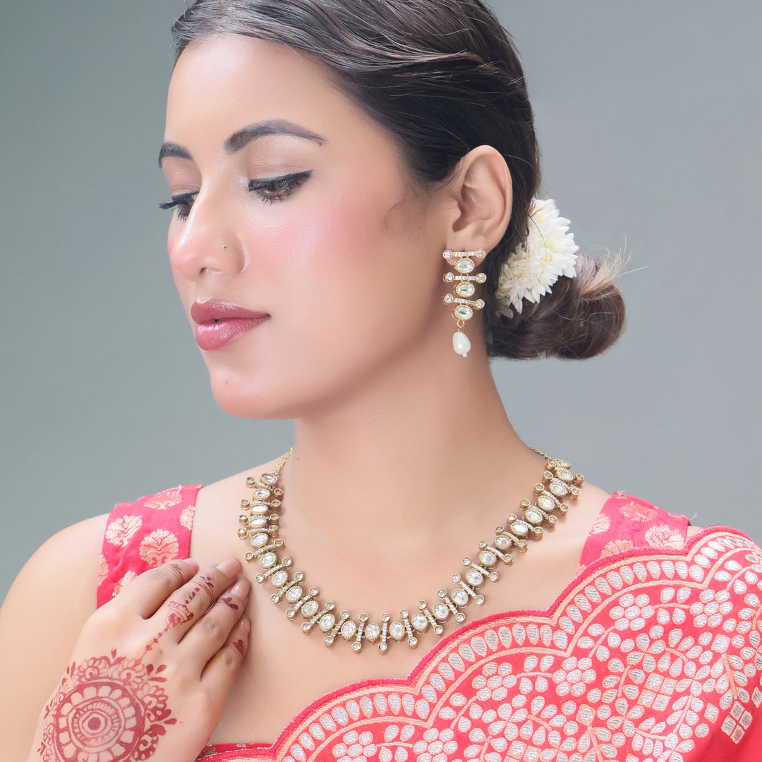 Elegant Kundan Pearl Necklace Set