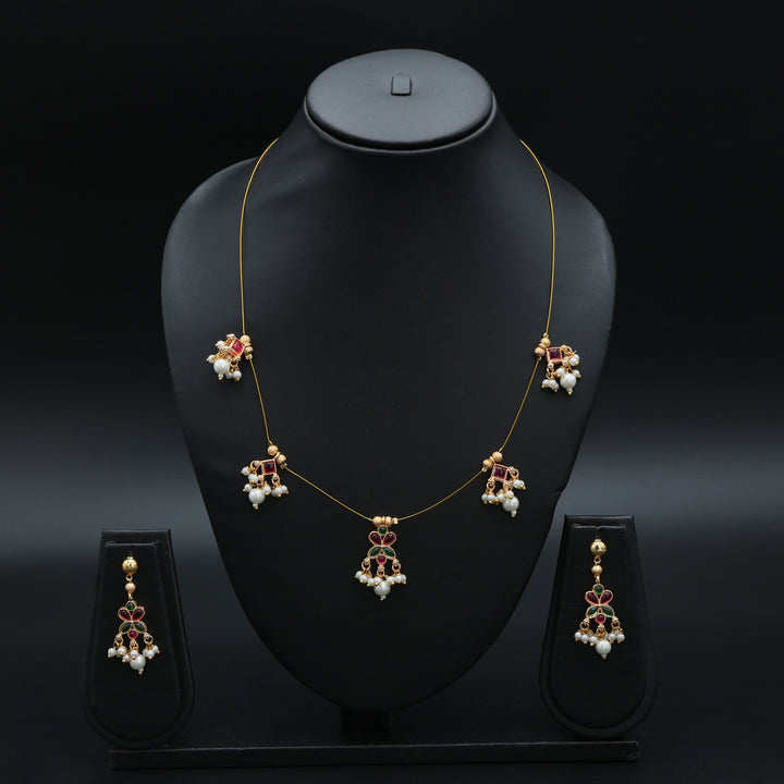 Invisible Kundan & Pearl Drop Necklace Set