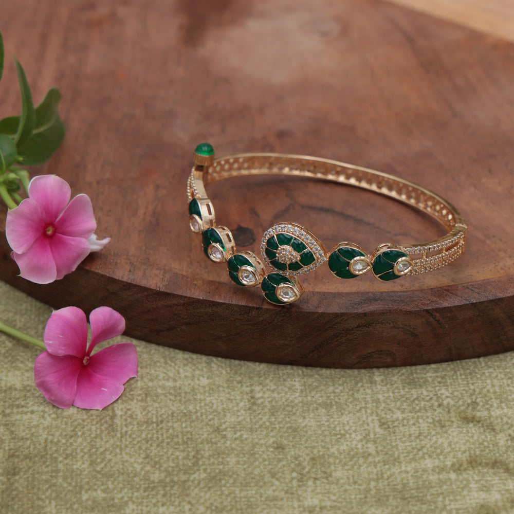 Emerald Leaf Kundan Statement Kada