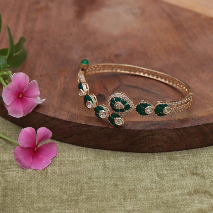 Emerald Leaf Kundan Statement Kada