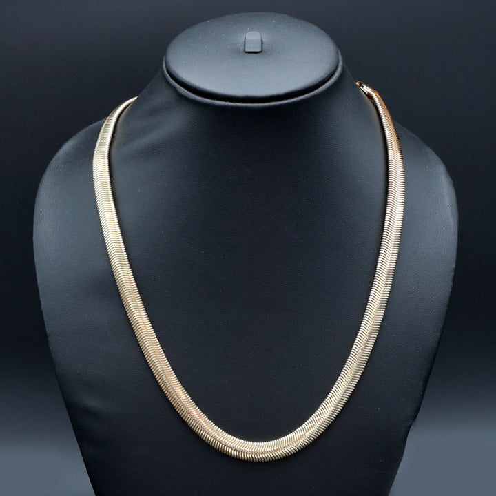 Sleek Metallic Wave Necklace