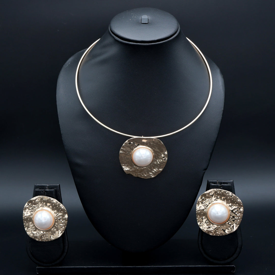 Hammered Gold Pearl Statement Choker Set