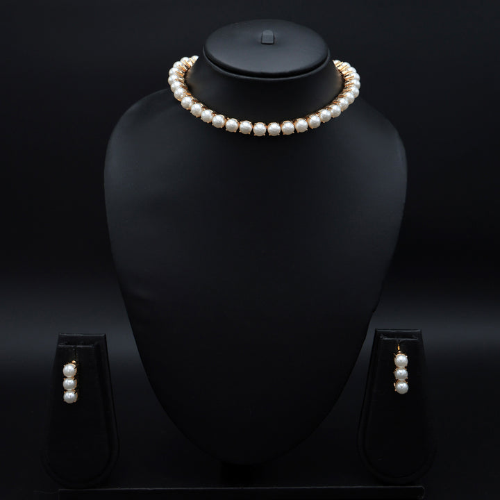 Classic Gold–Pearl Short Necklace Set