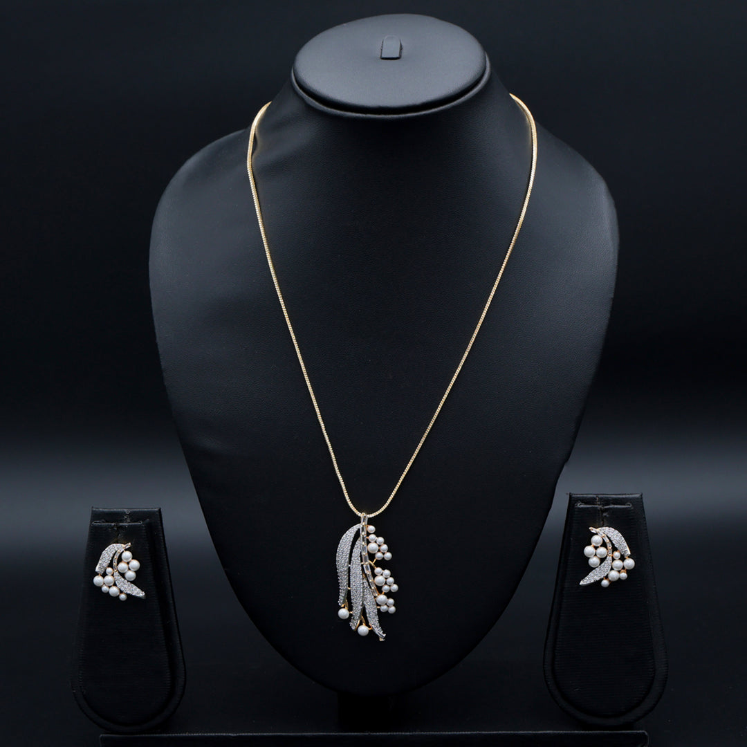 Dual-Tone Feather Pearl AD Pendant Set