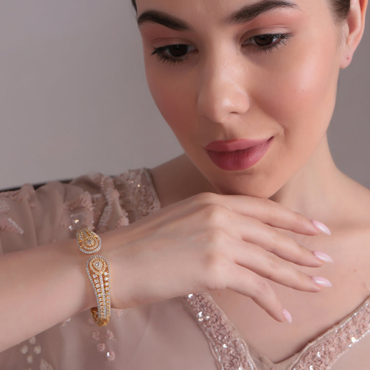 Dual-Peacock CZ Openable Bracelet