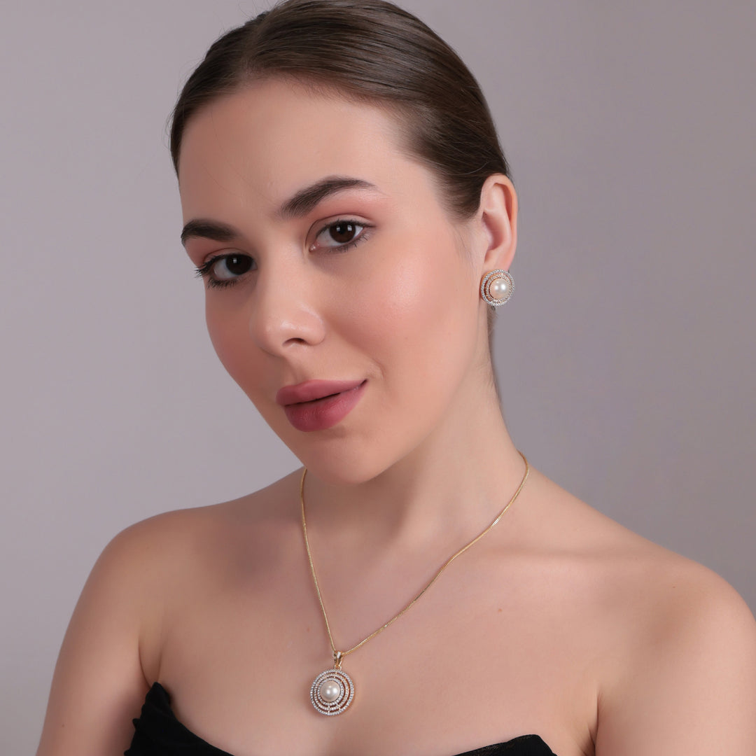 Classic Pearl Spiral Pendant Necklace Set