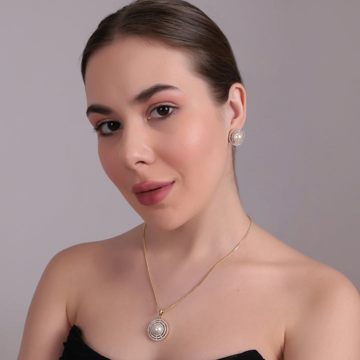 Classic Pearl Spiral Pendant Necklace Set