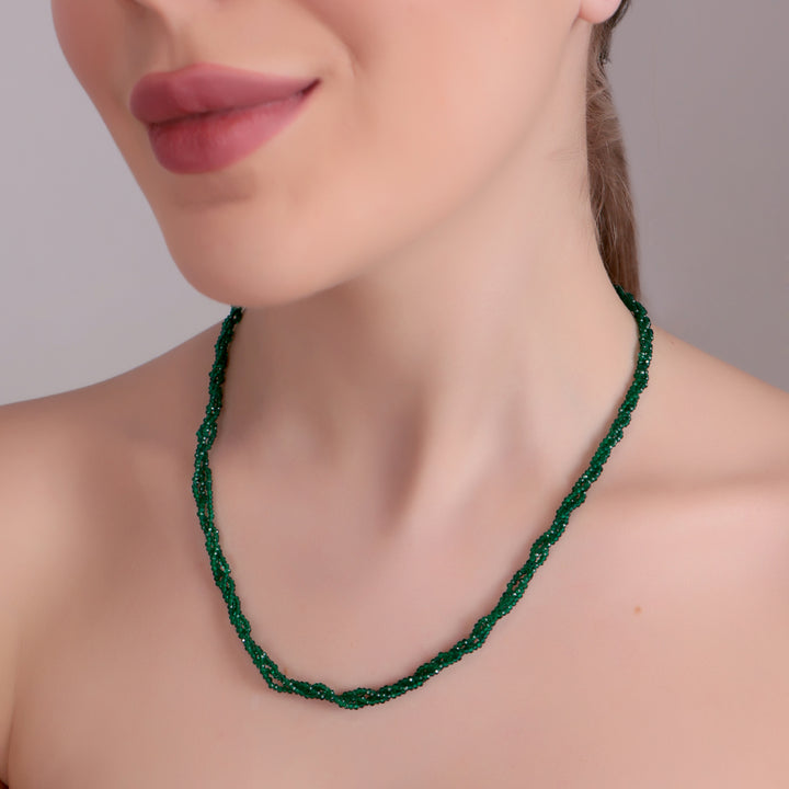 Emerald Green Twisted Bead Minimal Necklace