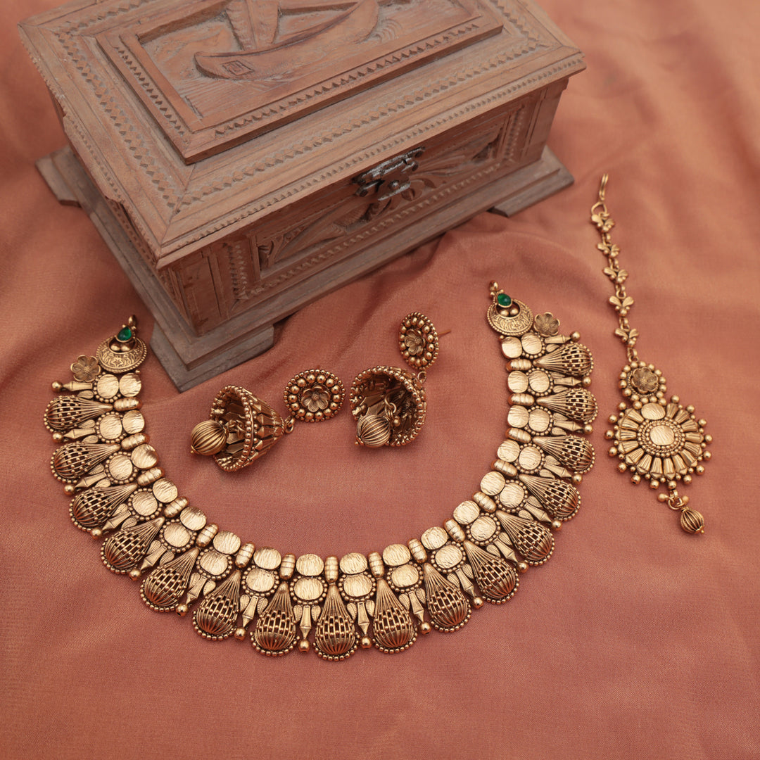 Antique Gold Temple Necklace Set with Jhumka Earrings & Maang Tikka