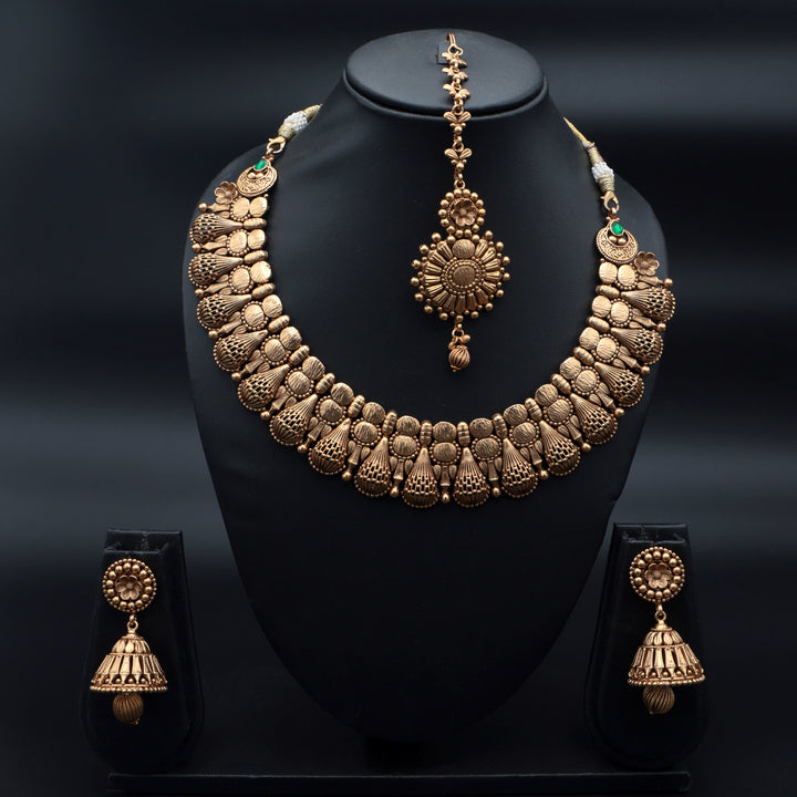 Antique Gold Temple Necklace Set with Jhumka Earrings & Maang Tikka