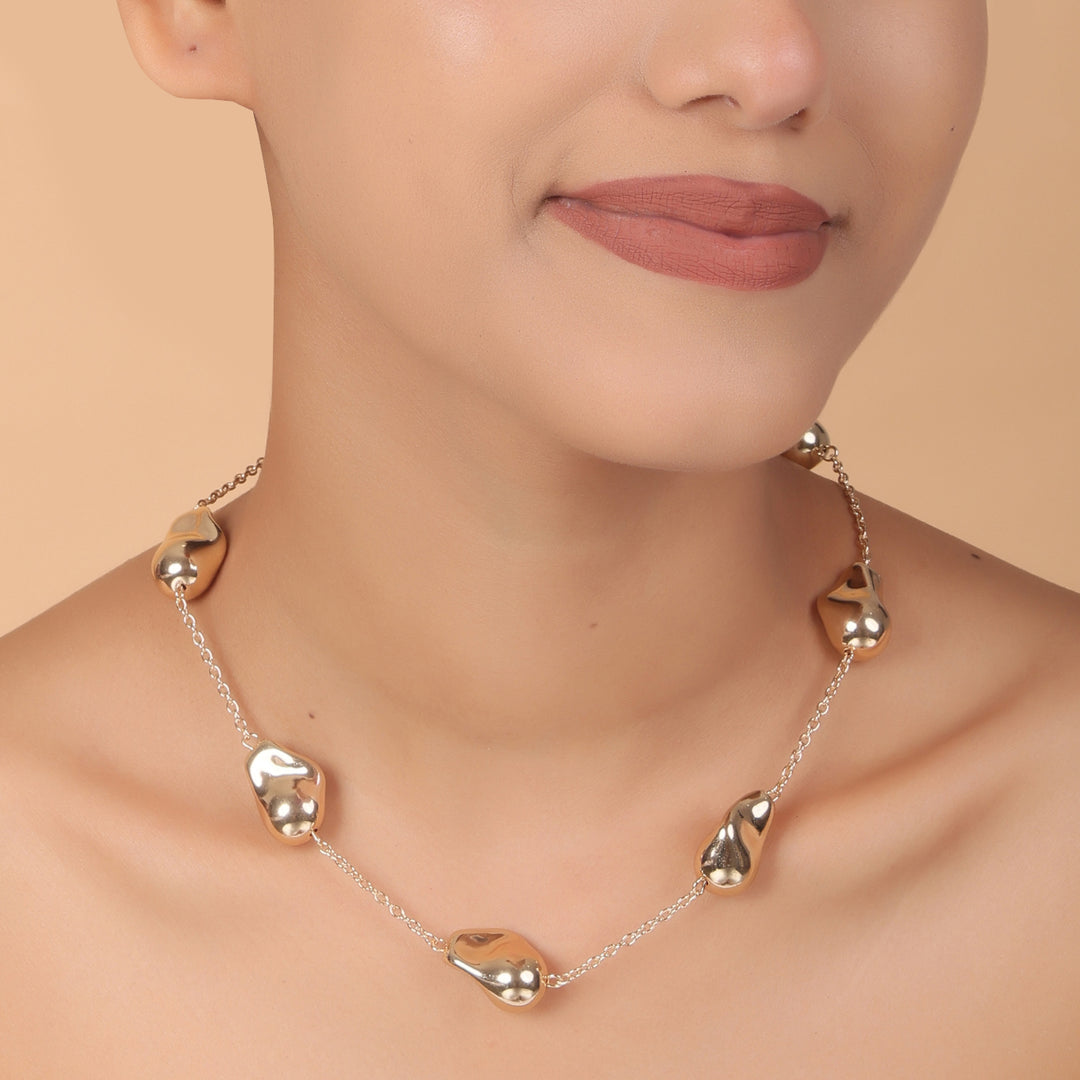 Eclat Fluid Gold Droplet Necklace
