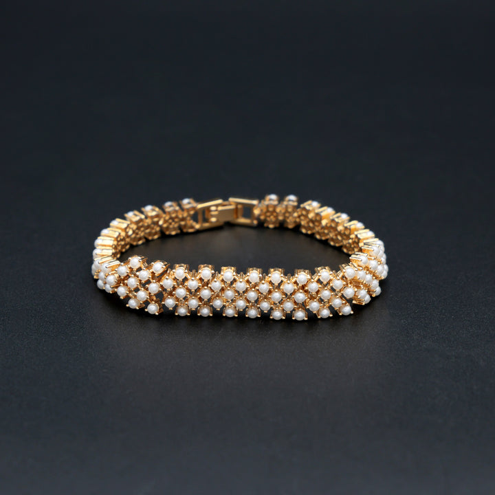 Classic Pearl & Gold Mesh Bracelet
