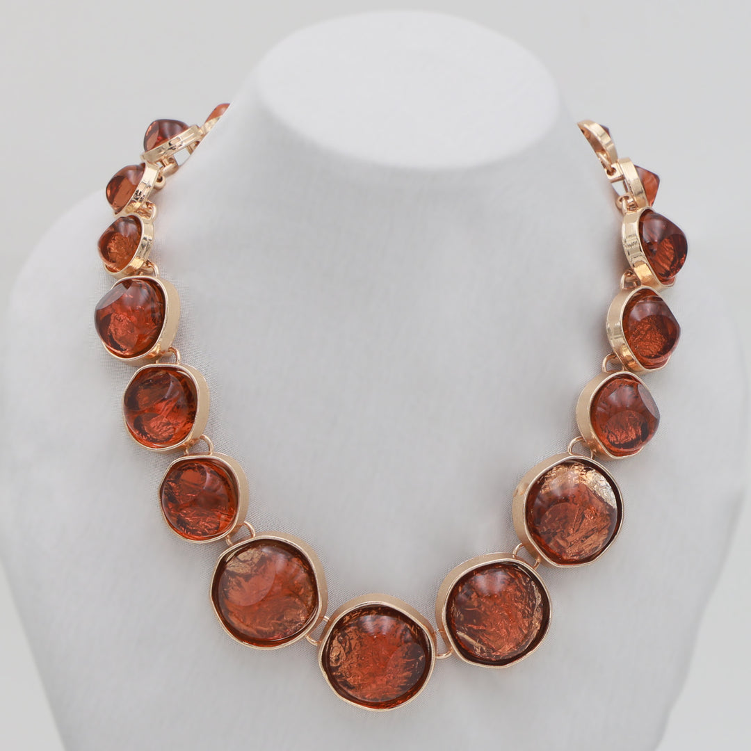 Amber Glow Textured Resin Statement Necklace – Modern Luxe by OLIARI