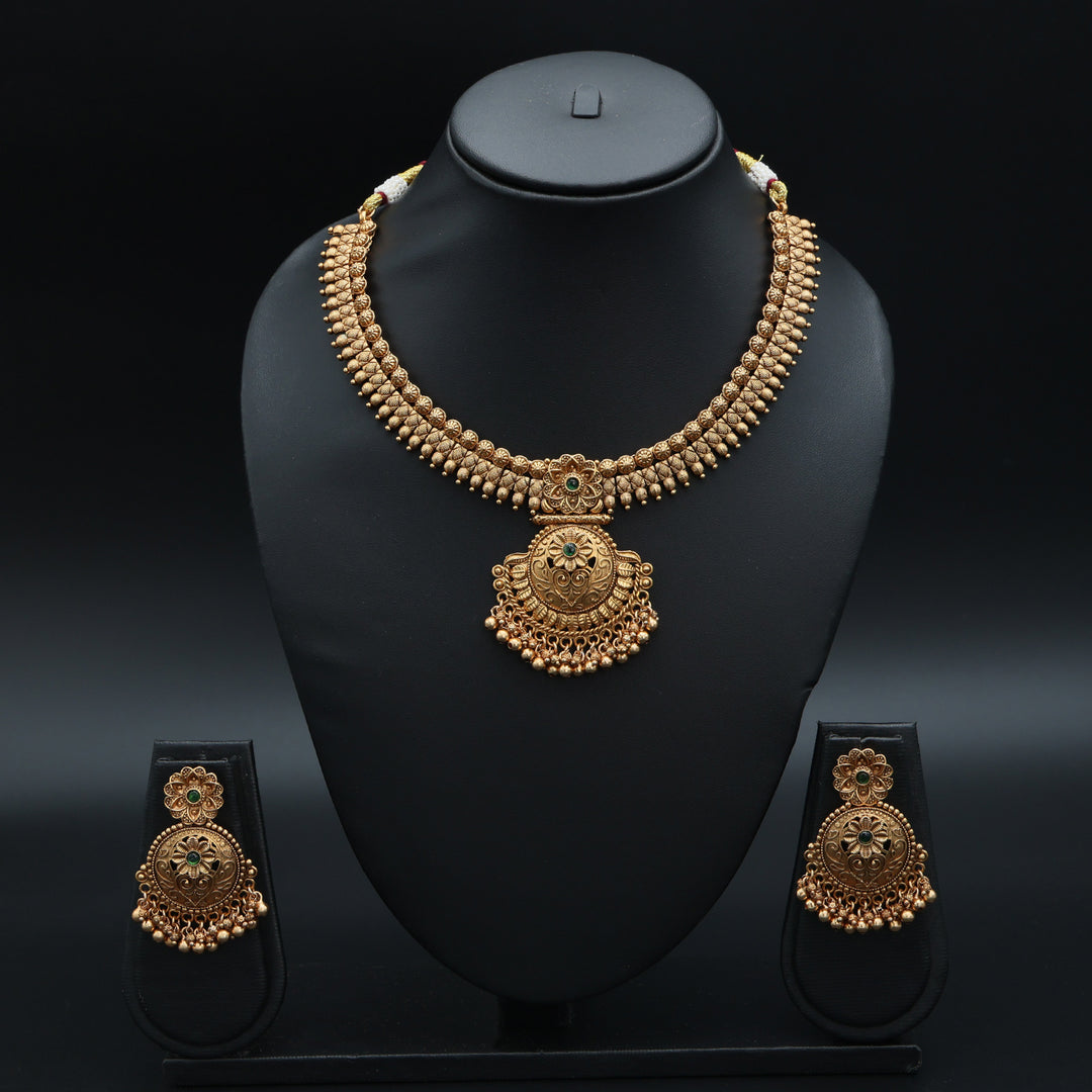 Antique Gold Temple Necklace Set with Emerald Detailing