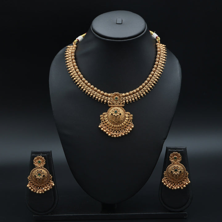 Antique Gold Temple Necklace Set with Emerald Detailing