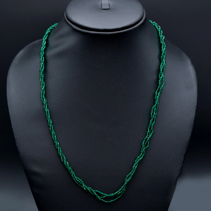 Emerald Green Twisted Bead Minimal Necklace