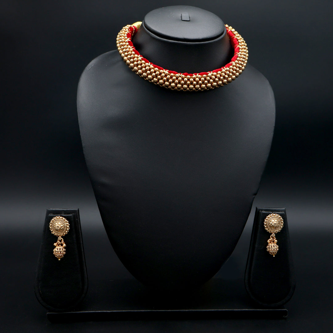 Classic Gold-Bead Traditional Choker Set