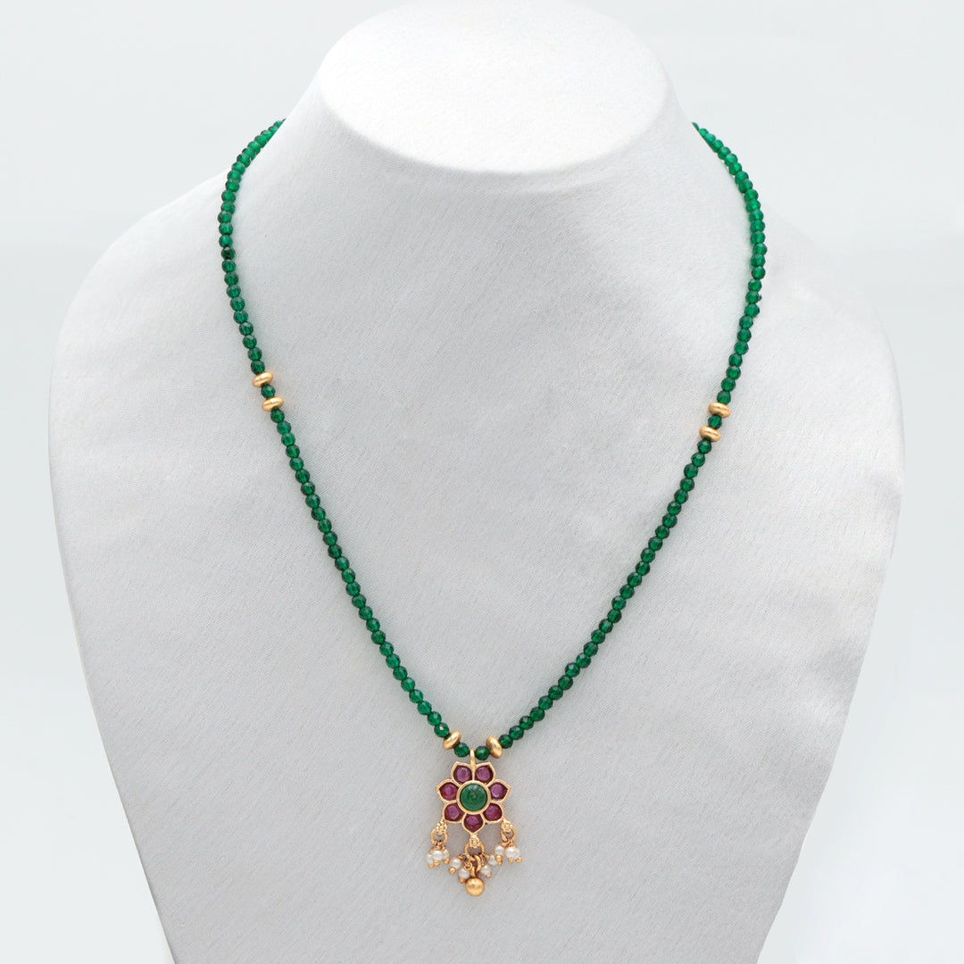 Green Beaded Mini Pendant Necklace Set