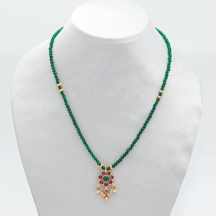 Green Beaded Mini Pendant Necklace Set