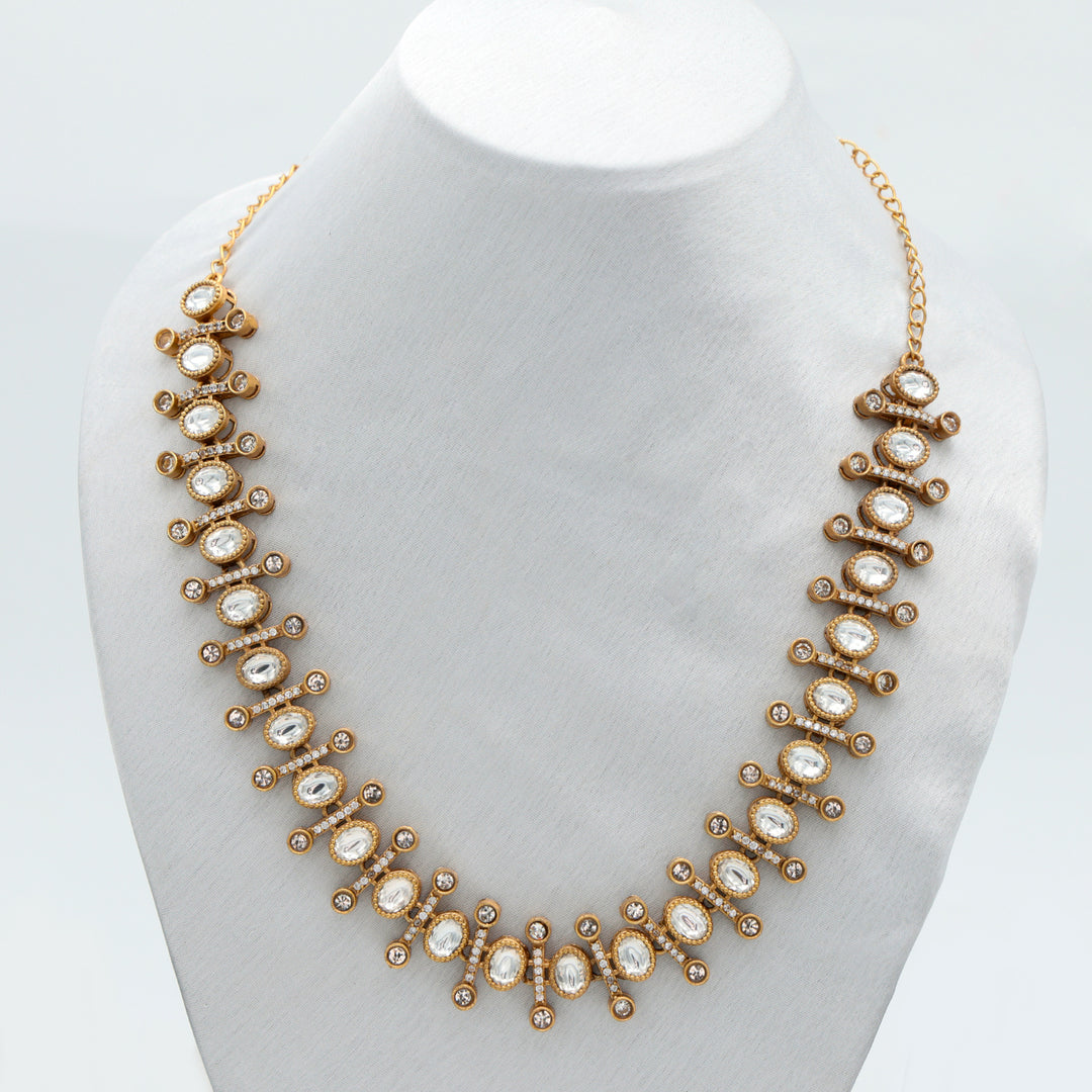 Elegant Kundan Pearl Necklace Set