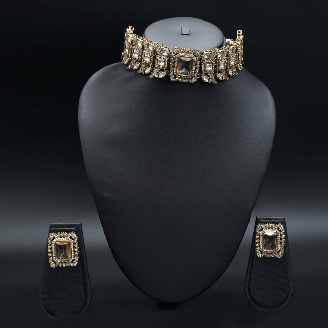 Royal Kundan Choker Set with Rectangular Stone Centerpiece