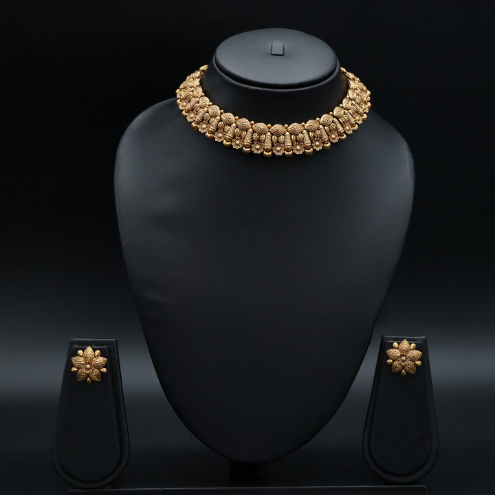 Antique Gold Temple Necklace Set with Floral Detailing