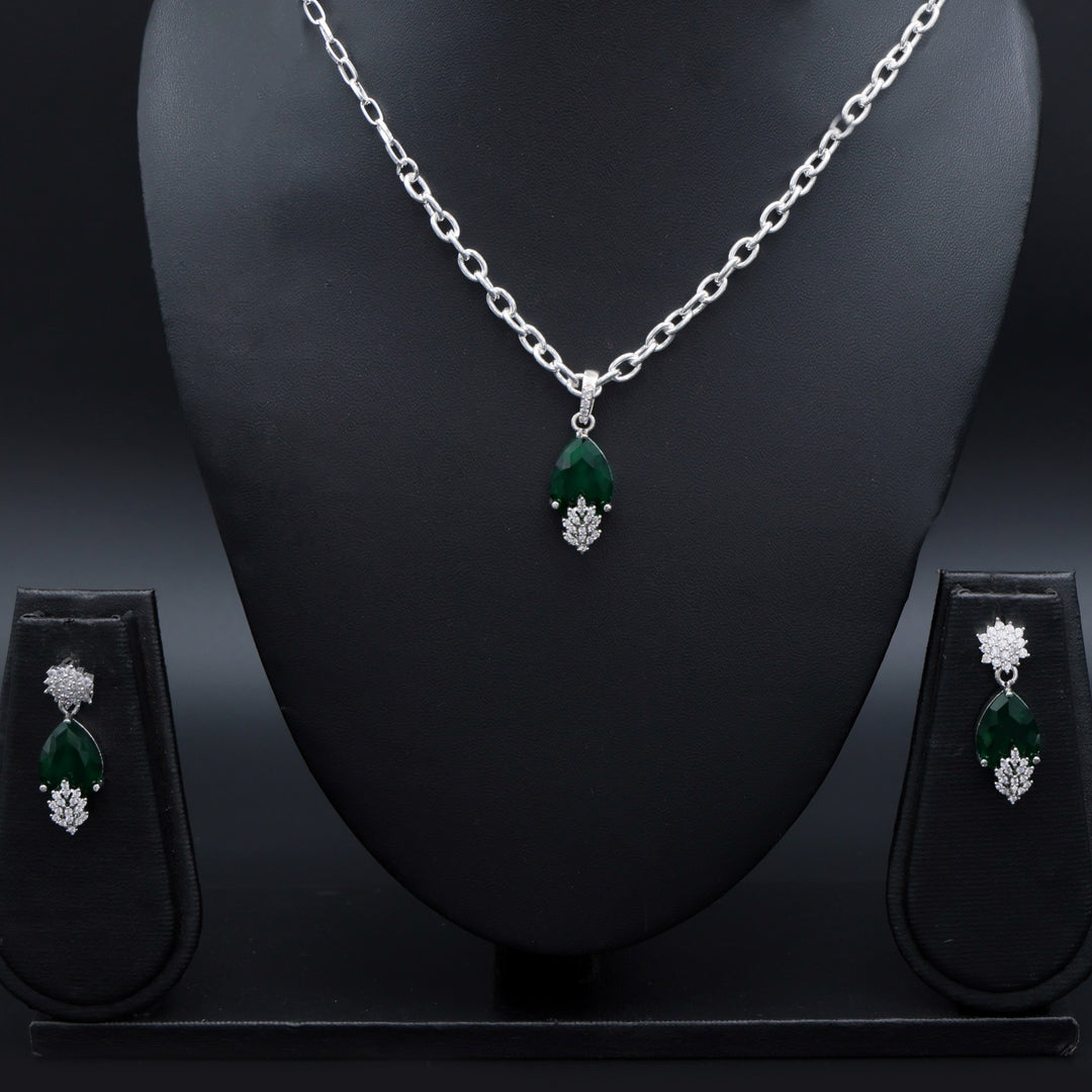 Silver Crystal Chain Necklace Set with Emerald Green Stones